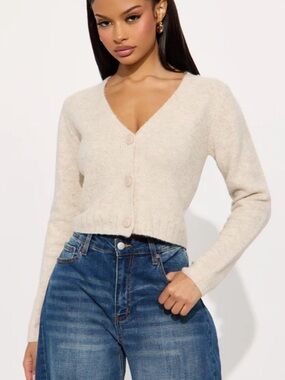 Fashion Nova Taupe V-Neck Cropped Cardigan